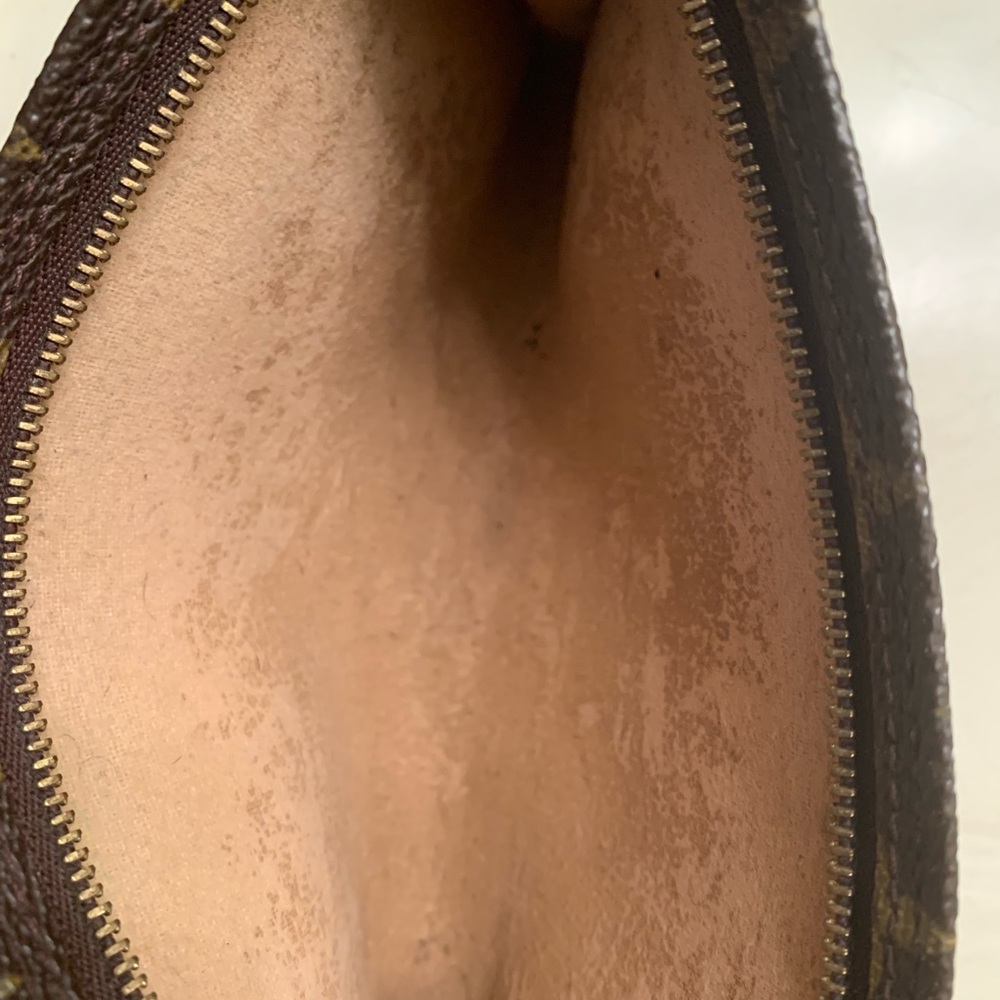 Louis Vuitton bucket GM pouch - Picture 7 of 7